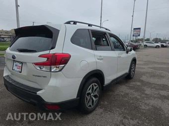 2023 Subaru Forester Premium - miniatura 3