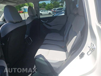 2023 Subaru Forester Premium - miniatura 13