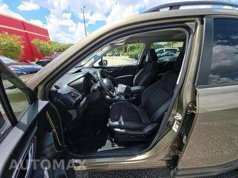 2023 Subaru Forester Premium - miniatura 3