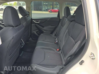 2023 Subaru Forester Premium - miniatura 10