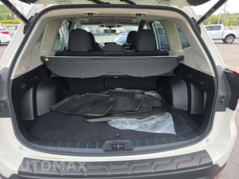 2023 Subaru Forester Premium - miniatura 11