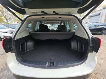 2023 Subaru Forester Premium - miniatura 15