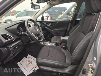 2023 Subaru Forester Premium - miniatura 7