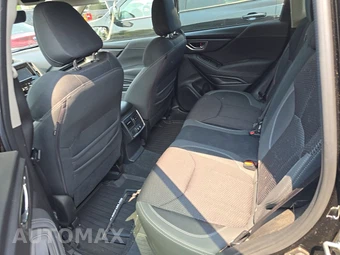 2023 Subaru Forester Premium - miniatura 13
