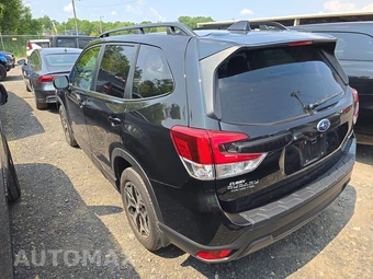 2023 Subaru Forester Premium - miniatura 6