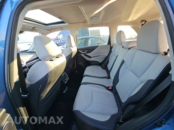 2023 Subaru Forester Premium - miniatura 13