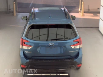 2023 Subaru Forester Premium - miniatura 5