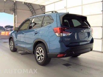 2023 Subaru Forester Premium - miniatura 6