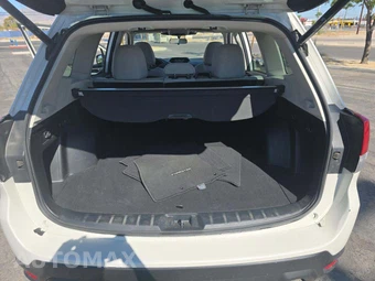 2023 Subaru Forester Premium - miniatura 11