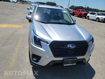 2023 Subaru Forester Premium - miniatura 2