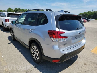 2023 Subaru Forester Premium - miniatura 6