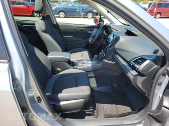 2023 Subaru Forester Premium - miniatura 8