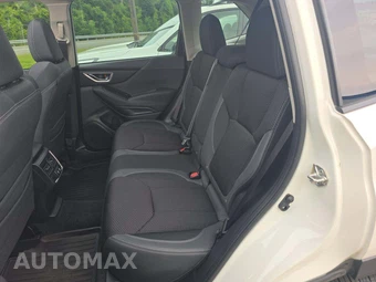 2023 Subaru Forester Premium - miniatura 13