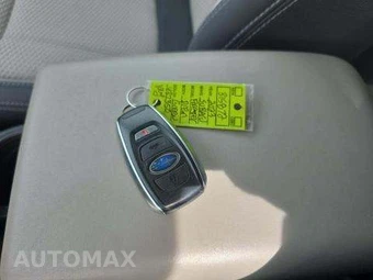 2023 Subaru Forester Premium - miniatura 8