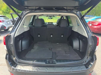 2023 Subaru Forester Premium - miniatura 14