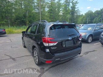 2023 Subaru Forester Premium - miniatura 2
