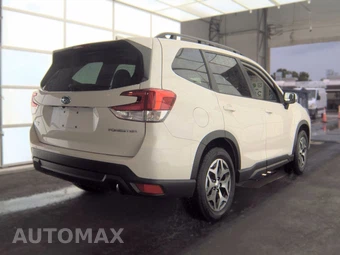 2023 Subaru Forester Premium - miniatura 4