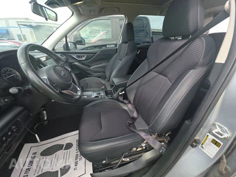 2023 Subaru Forester Premium - miniatura 7
