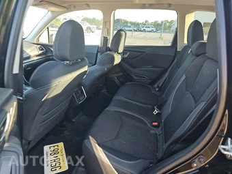 2023 Subaru Forester Premium - miniatura 13