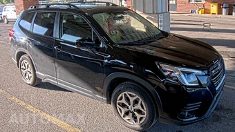 2023 Subaru Forester Premium - miniatura 3