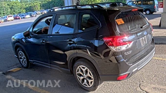 2023 Subaru Forester Premium - miniatura 6