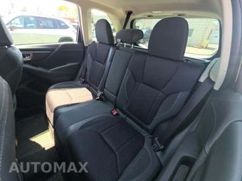 2023 Subaru Forester Premium - miniatura 13