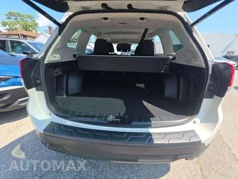 2023 Subaru Forester Premium - miniatura 14