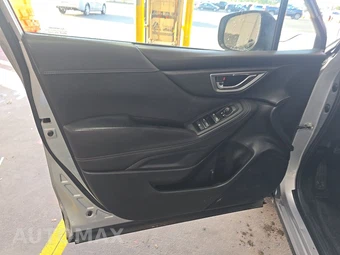 2023 Subaru Forester Premium – miniatura 9