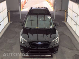 2023 Subaru Forester Premium - miniatura 2