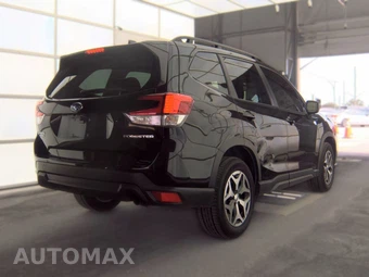 2023 Subaru Forester Premium - miniatura 4