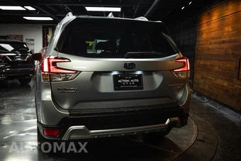2023 Subaru Forester Touring - miniatura 6