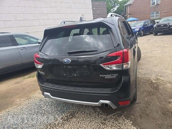 2023 Subaru Forester Touring - miniatura 3