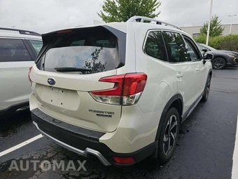 2023 Subaru Forester Touring - miniatura 3