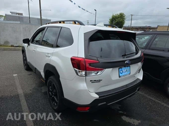 2023 Subaru Forester Wilderness - miniatura 2