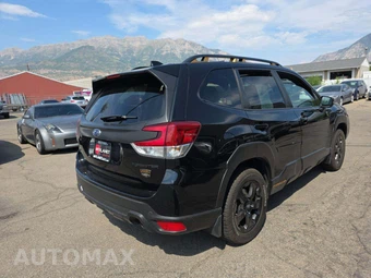 2023 Subaru Forester Wilderness - miniatura 3