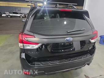 2023 Subaru Forester Wilderness - miniatura 5