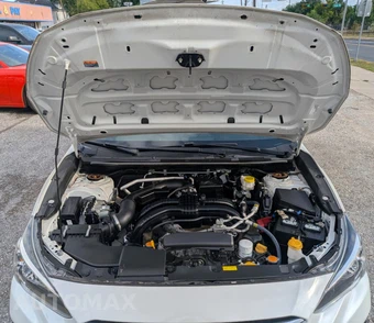 2023 Subaru Impreza 5-Door Hatchback - miniatura 2