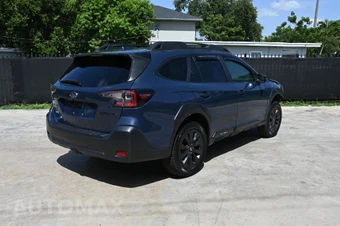 2023 Subaru Outback Onyx Edition - miniatura 3