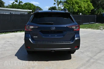 2023 Subaru Outback Onyx Edition - miniatura 4