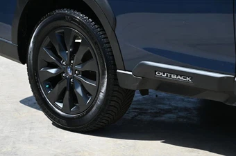 2023 Subaru Outback Onyx Edition - miniatura 8