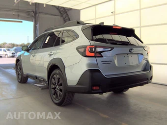 2023 Subaru Outback Onyx Edition XT - miniatura 8