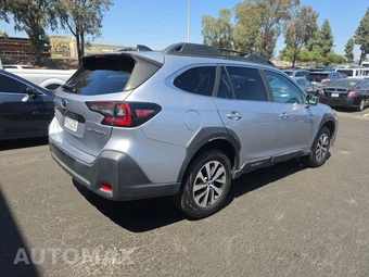 2023 Subaru Outback Premium - miniatura 4