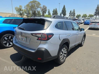 2023 Subaru Outback Premium - miniatura 4