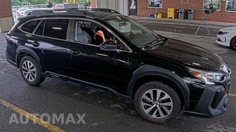 2023 Subaru Outback Premium - miniatura 3