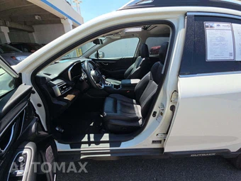 2023 Subaru Outback Touring - miniatura 3