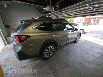 2023 Subaru Outback Touring - miniatura 3