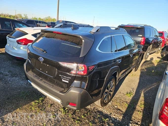 2023 Subaru Outback Touring - miniatura 4