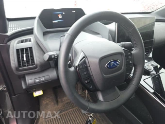 2023 Subaru Solterra Limited - miniatura 10