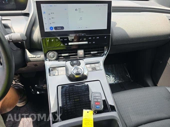 2023 Subaru Solterra Premium - miniatura 7