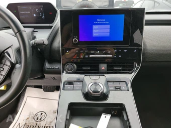 2023 Subaru Solterra Premium - miniatura 11
